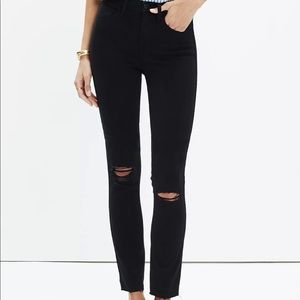 10" High-Rise Skinny Jeans in Black Sea